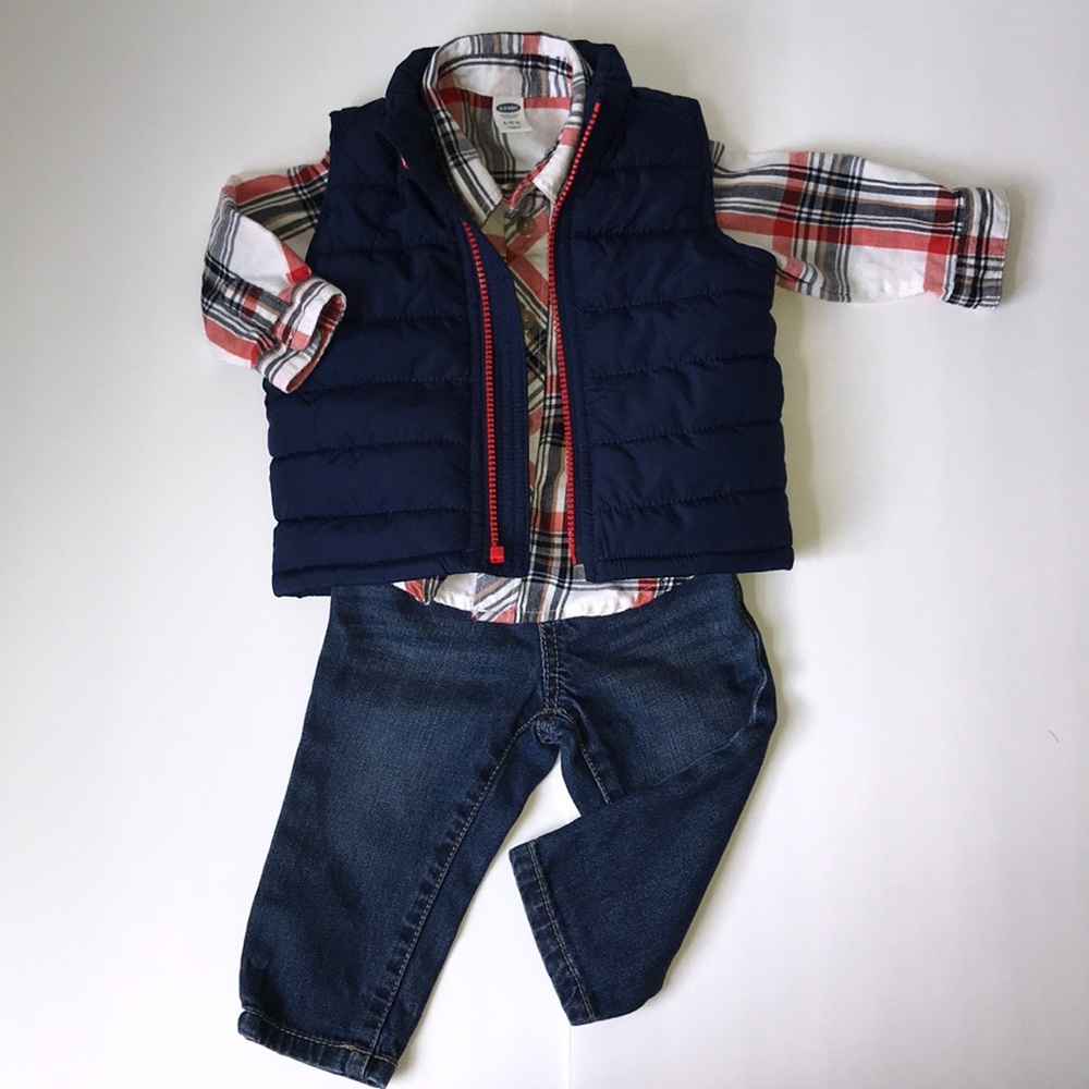 Old Navy Vest - Size 6-12 months